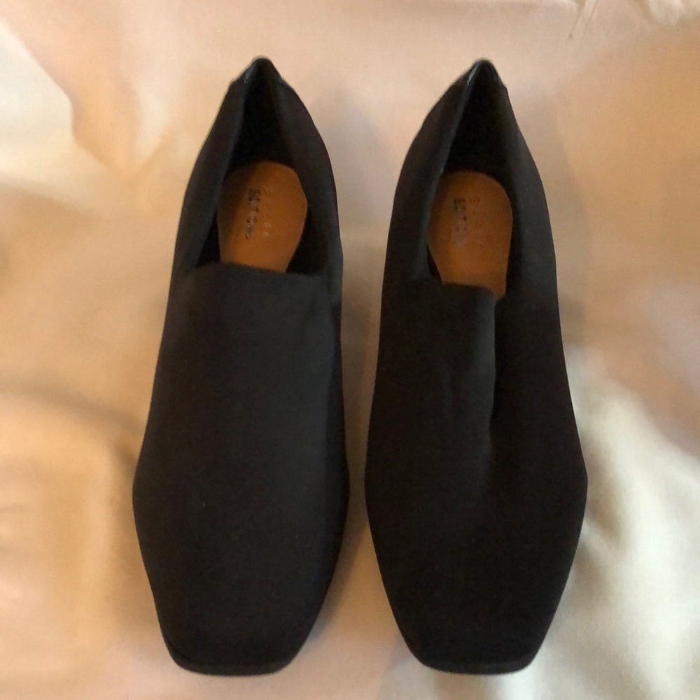 Basic Editions women's black shoes size 10, wedge heel, leaher look heel detail.